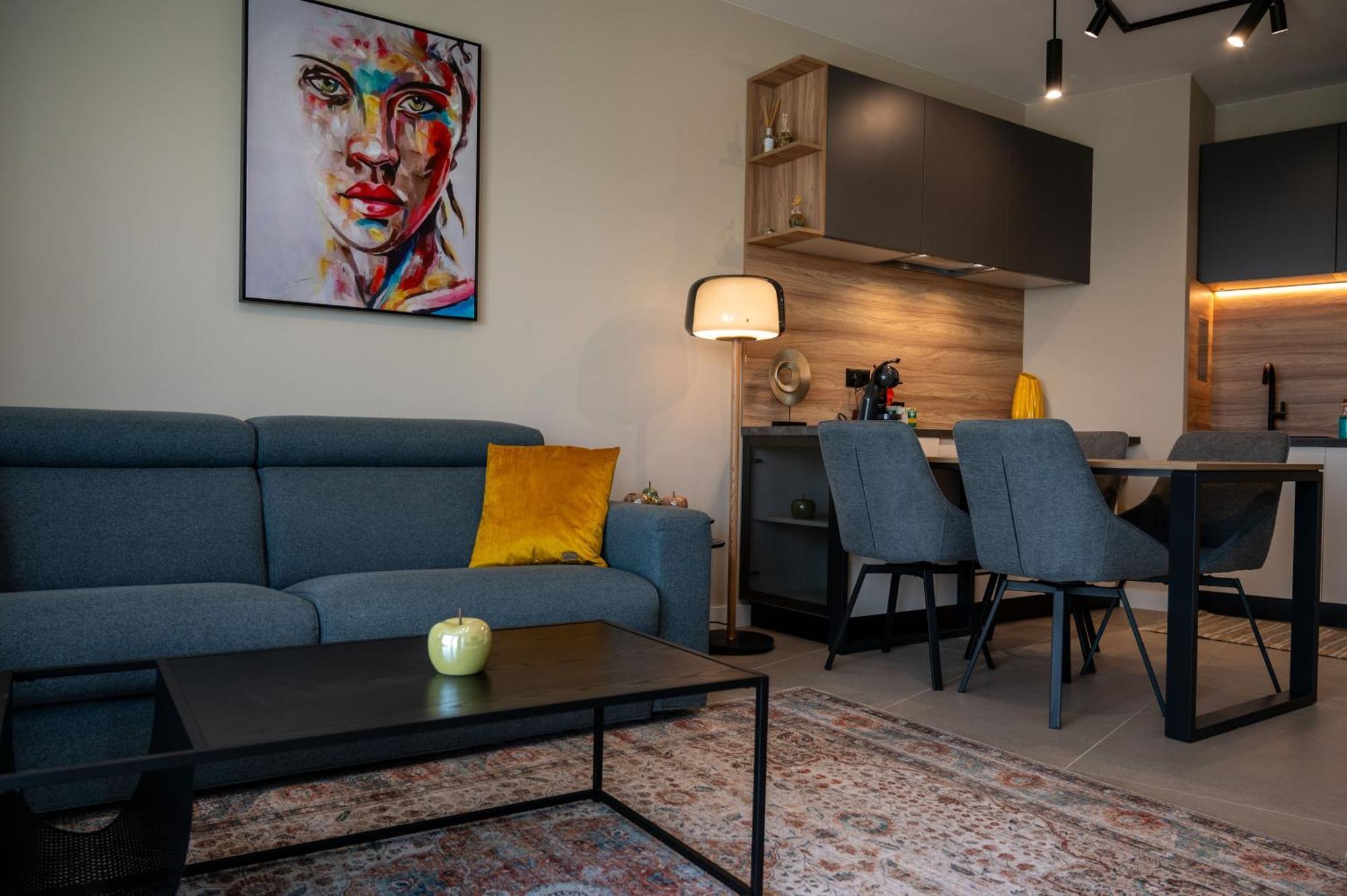 Sonata Apartemen *