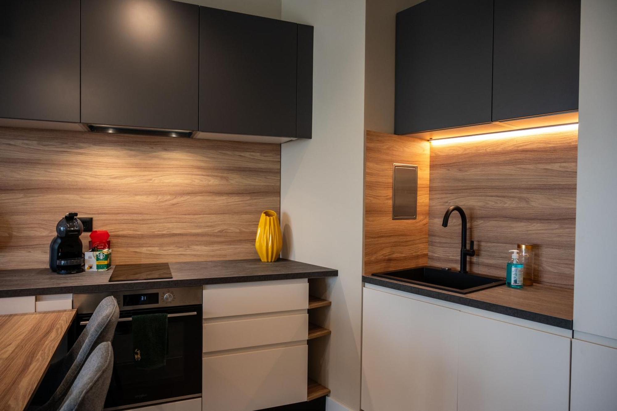Sonata Apartment *